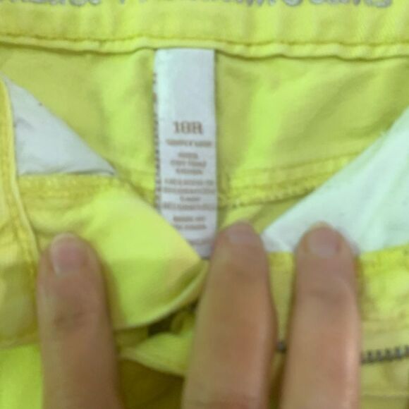 ‎Justice yellow embroidered shorts, size 18r - Picture 8 of 10